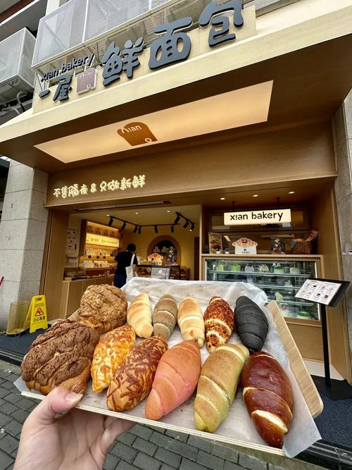 孙北北面包社区门店与现烤面包产品展示