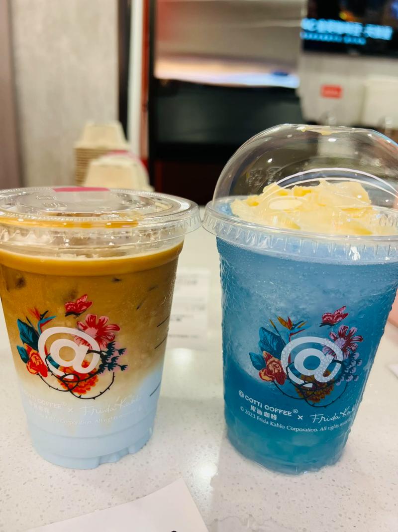 库迪咖啡 COTTI COFFEE 联名双杯 联营商闭店转让 规模反噬